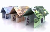 Nomura: Σε ελεύθερη πτώση οι τιμές των ακινήτων στην Ελλάδα