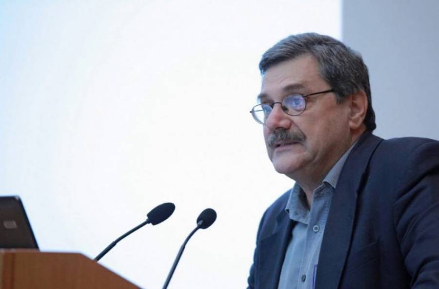 Παναγιωτόπουλος: Δικαιολογημένη η υποχρεωτικότητα εμβολιασμών σε κατηγορίες εργαζομένων