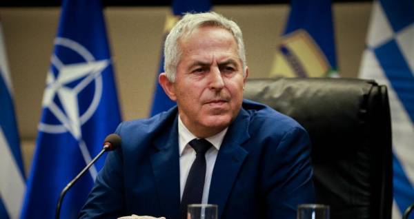 Τα «κέρδη» Μητσοτάκη από την υπουργοποίηση Αποστολάκη
