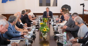 Μητσοτάκης προς τους επικεφαλής της «Πρωτοβουλίας ’21»: Εστιάστε σε εμβληματικές δράσεις σε υγεία και παιδεία