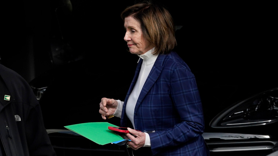 ΗΠΑ: Η Πελόζι δεν σκοπεύει να απομακρυνθεί από το Κογκρέσο