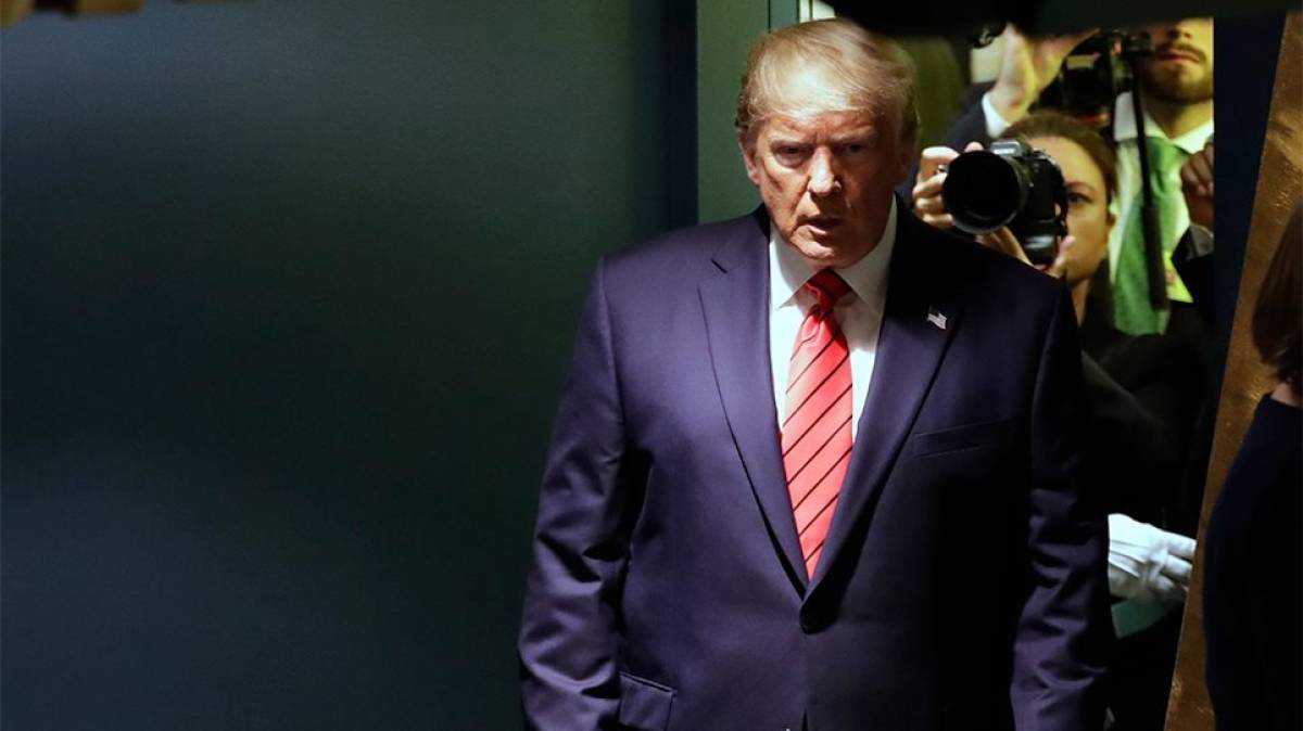 «Πράσινο φως» απ'την Βουλή των Αντιπροσώπων στην έρευνα καθαίρεσης Τραμπ
