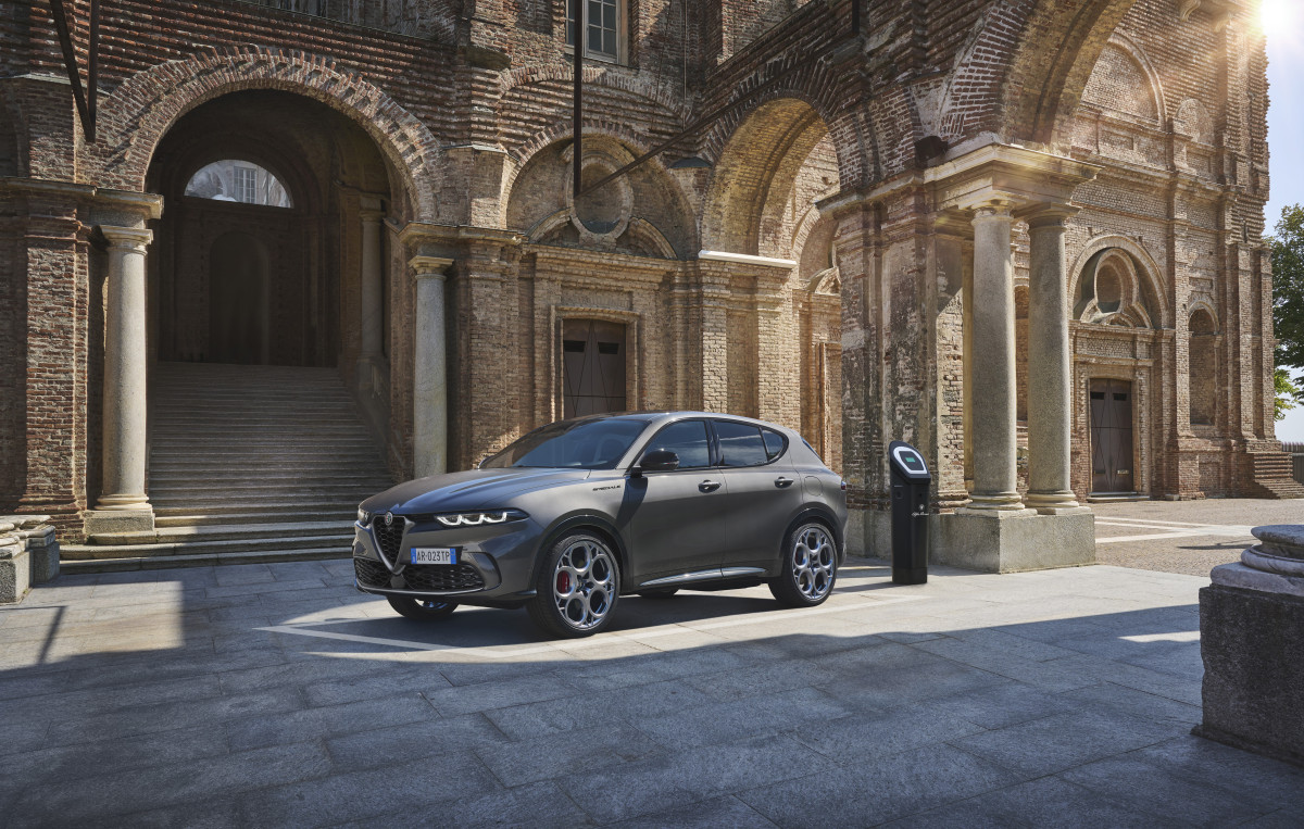 Πρεμιέρα για την Tonale Plug-in Hybrid Q4