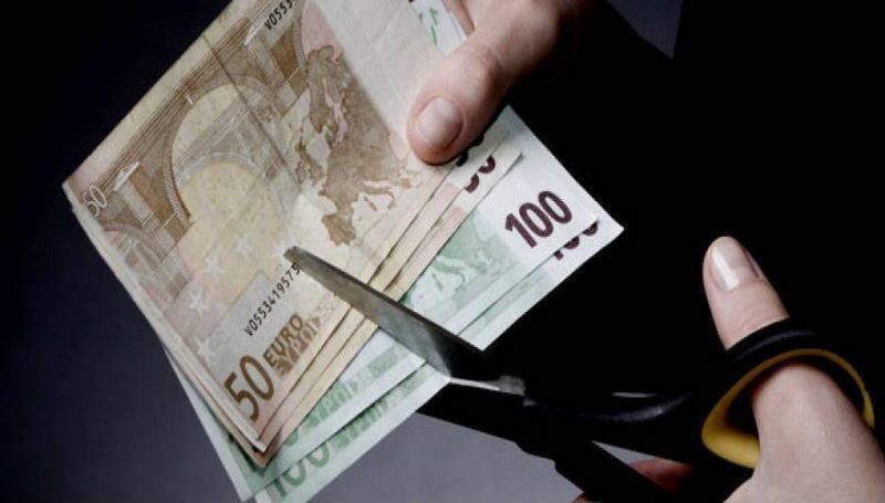 «Ψαλίδι» έως 30% στις νέες κύριες συντάξεις