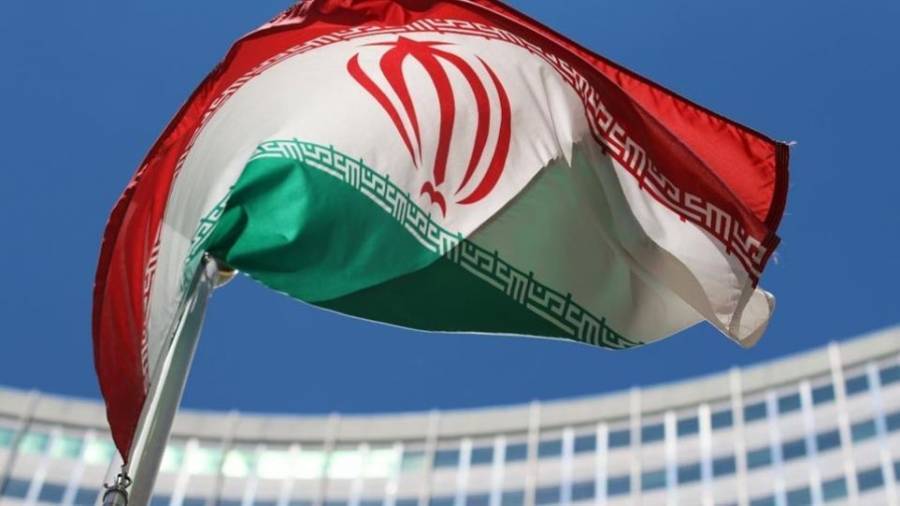 Ιράν: Απειλεί να κλείσει το Στενό του Χορμούζ