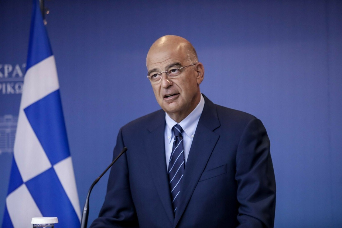 Δένδιας: Έκκληση για την προστασία του άμαχου πληθυσμού στη Μαριούπολη