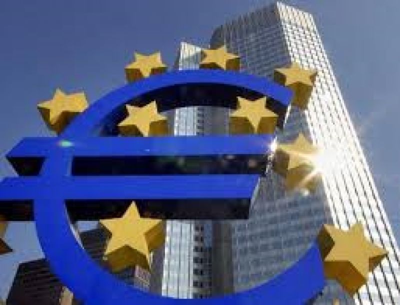 Όλοι όσοι ευνοούνται από την πτώση του επιτοκίου του ευρώ