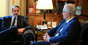 Μητσοτάκης: Πολεμικά πλοία έξω από τα χωρικά ύδατα της Λιβύης για αποτροπή των μεταναστευτικών ροών