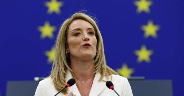 Qatargate: Προτάσεις Μετσόλα- Αίτημα για άρση ασυλίας δύο ευρωβουλευτών