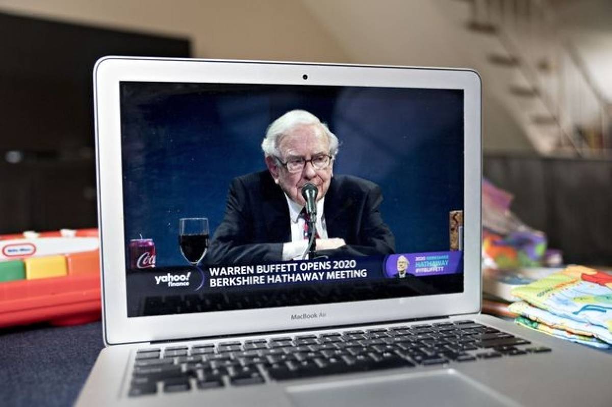Αγορά $9 δισ. ίδιων μετοχών από τον Γουόρεν Μπάφετ