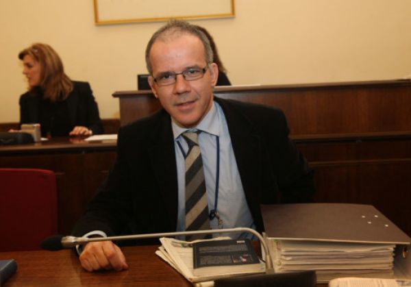 Δίκη Siemens: Πώς έφτανε το «μαύρο χρήμα» στα κόμματα
