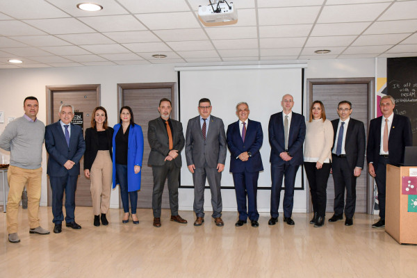 Μνημόνιο Συνεργασίας ΟΠΑ- Grant Thornton για την επιχειρηματικότητα και έρευνα
