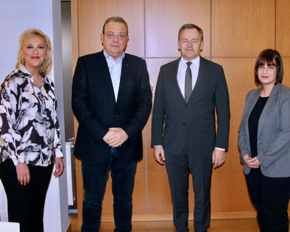 Φάμελλος σε Πρέσβη Δανίας: Ευρώπη και Ελλάδα οφείλουν να υπερασπίζονται το Διεθνές Δίκαιο