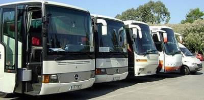 Ενισχύσεις από €2.400 έως €3.600 για τα τουριστικά λεωφορεία