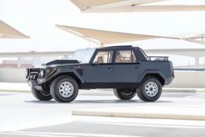 Ένα σούπερ cool θηρίο: 1990 Lamborghini LM002