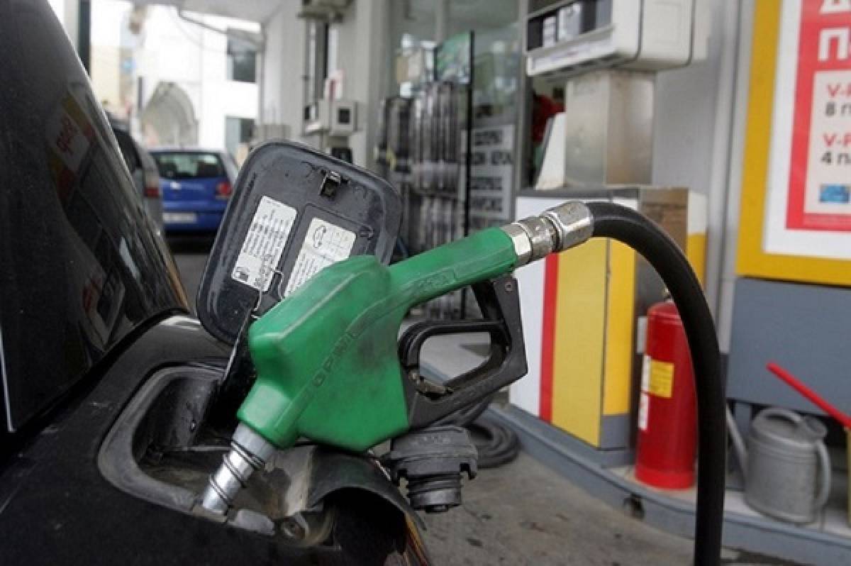 Θέμα ημερών να ξεπεράσει η βενζίνη τα 2 ευρώ