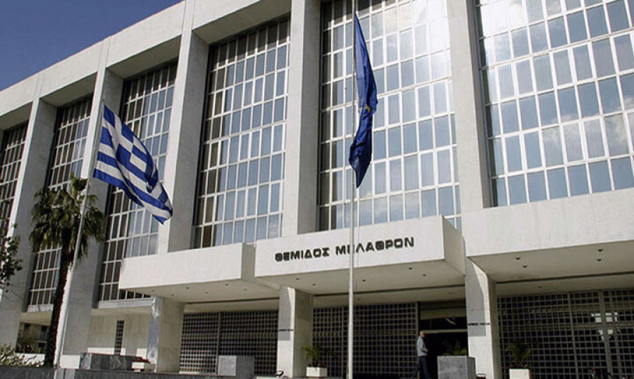 Ασύμμετρα μεγάλη αναστάτωση για τον Κασιδιάρη