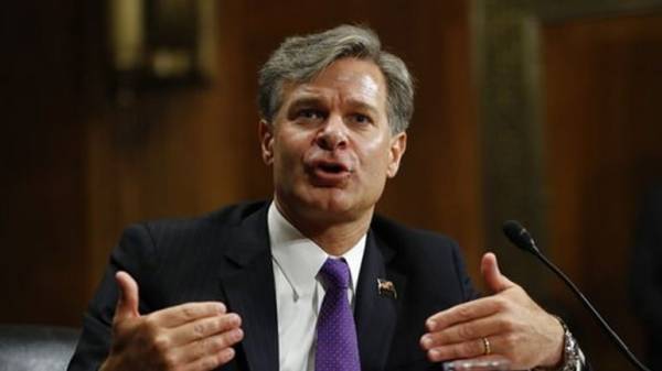 Διευθυντής FBI: Η Ρωσία σκοπεύει να παρέμβει στις αμερικανικές εκλογές