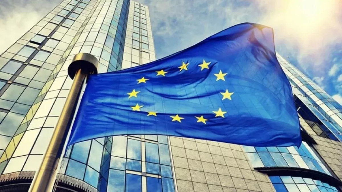 ΕΕ: Επιδιώκει κοινή ευρωπαϊκή προσέγγιση όσον αφορά τα όρια ηλικίας στα social media