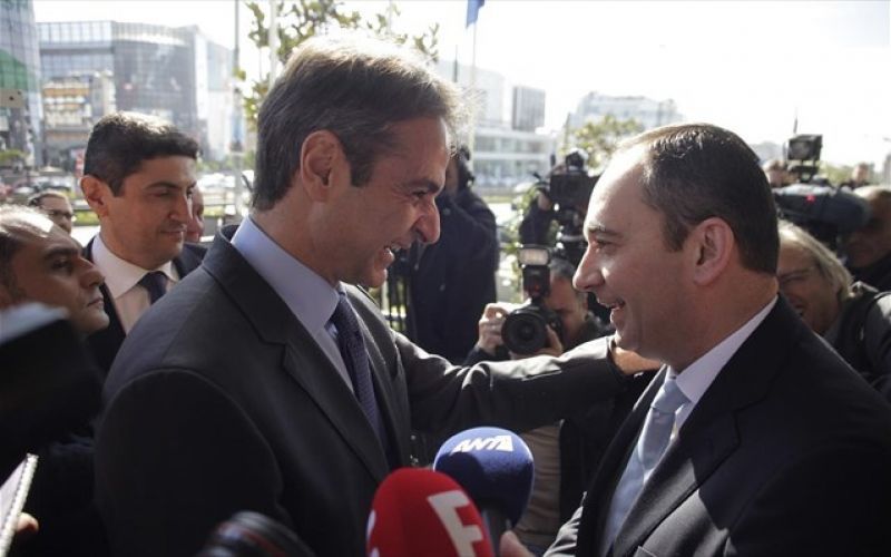 Νέα Δημοκρατία: Παρέλαβε το «κλειδί» ο Μητσοτάκης-Τι δήλωσε