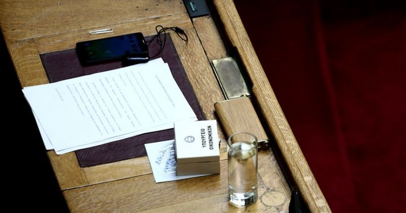 Στα 2,8 δισ. ευρώ το έλλειμμα στα έσοδα στο 10μηνο