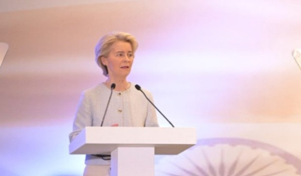 Φον Ντερ Λάιεν: Μήνυμα στήριξης στην Ουκρανία πριν τη σύνοδο