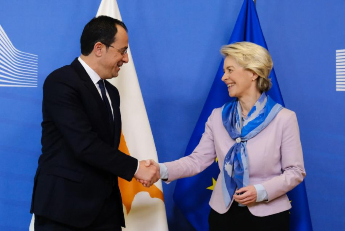 Επικοινωνία φον ντερ Λάιεν – Χριστοδουλίδη: Στεκόμαστε σταθερά στο πλευρό των κρατών-μελών