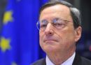 Ντράγκι: Η ΕΚΤ θα αναθεωρήσει την πολιτική της τον Δεκέμβριο