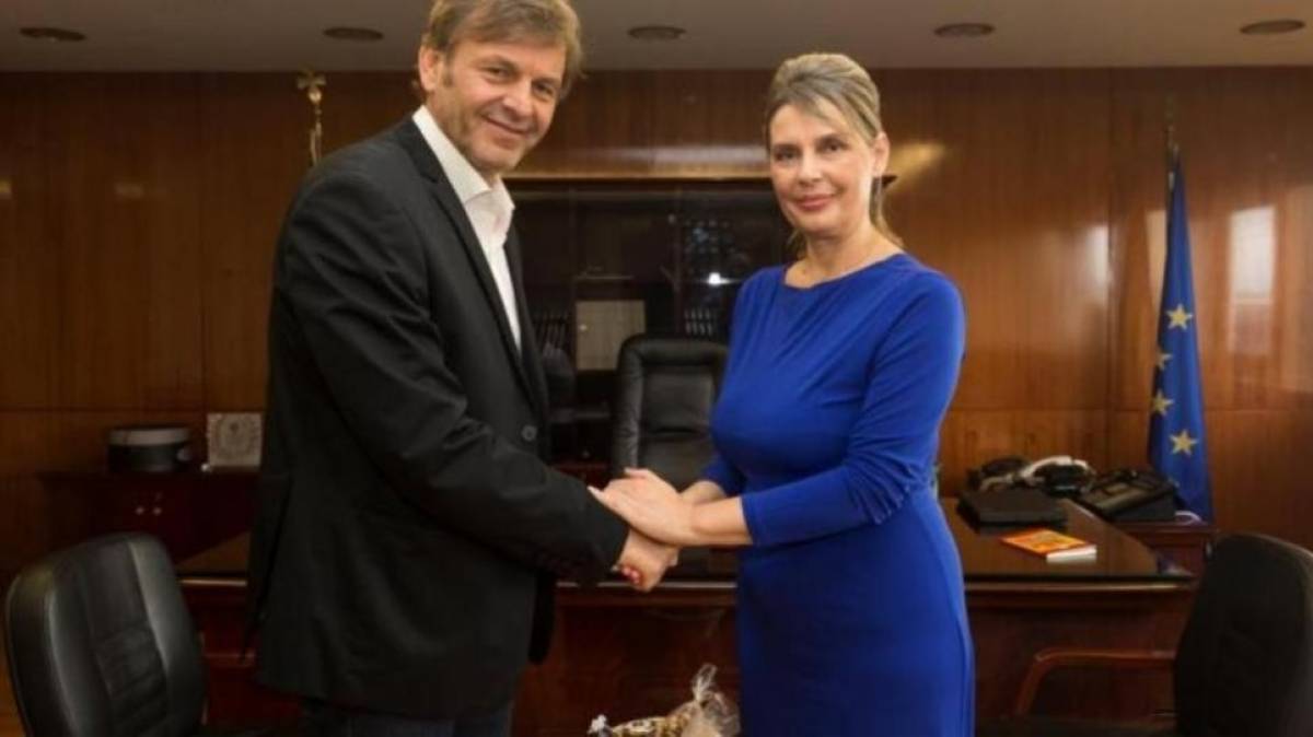 Η Παπακώστα στηρίζει Γκλέτσο στην Περιφέρεια Στερεάς Ελλάδας