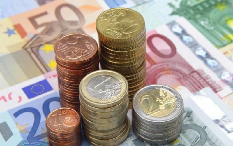 ΕΛΣΤΑΤ: Ύφεση 0,9% του ΑΕΠ για το Β' Τρίμηνο