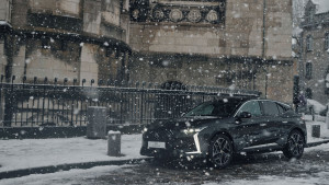 H DS Automobiles παρουσίαζει τις επετειακές εκδόσεις της