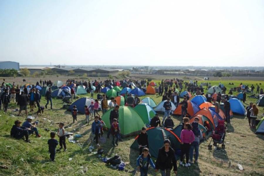 Διαβατά: Περίπου 500 πρόσφυγες ετοιμάζουν πορεία προς τα σύνορα