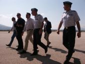Καρέ καρέ η επίσκεψη του πρωθυπουργού στα καμένα (Φωτογραφίες)