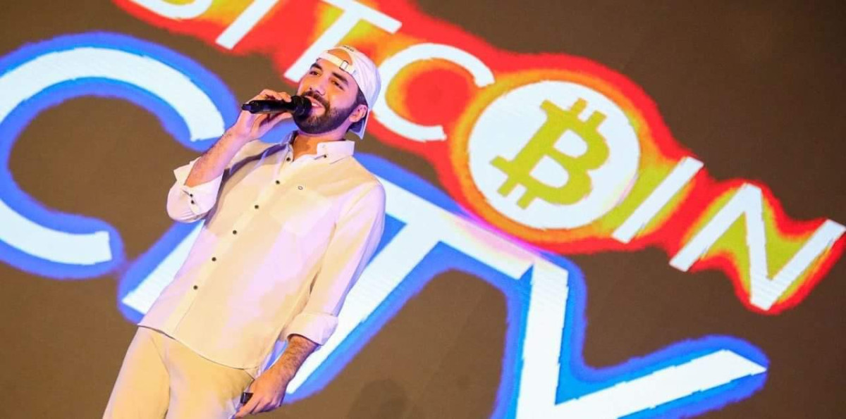 Ελ Σαλβαδόρ: Κερδοφόρα η επένδυση σε Bitcoin-Απάντηση Μπουκέλε στους επικριτές