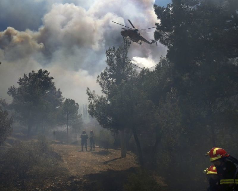 Πυρκαγιά Καρέας: Αγνοείται περιπατητής