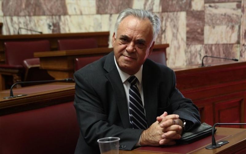 Συνολική είναι η ευθύνη απαντά ο Δραγασάκης στους "αντάρτες" του ΣΥΡΙΖΑ