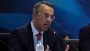 Σταϊκούρας: Ο πόλεμος δεν θα εκτρέψει την ελληνική οικονομία