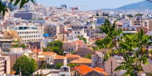 ΥΠΟΙΚ: Διετής αναστολή σε ΦΠΑ ακινήτων-φόρο υπεραξίας στις μεταβιβάσεις