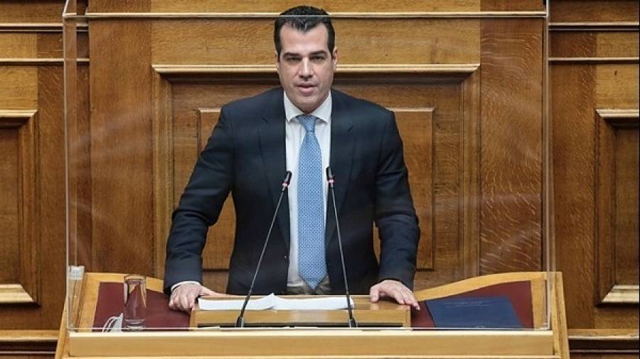 Εμβολιασμοί: «Παράθυρο» Πλεύρη για διαγραφή των προστίμων στους 60+ ετών