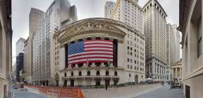 Μικτά πρόσημα στη Wall Street