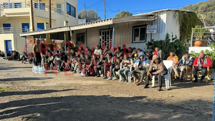 Κρήτη: 117 μετανάστες στους Καλούς Λιμένες- Μεγάλη επιχείρηση του Λιμενικού