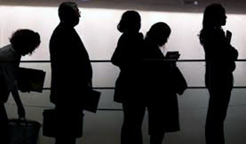 Υποχρεωτική πρόσληψη αντί καταβολής προστίμου για αδήλωτη εργασία
