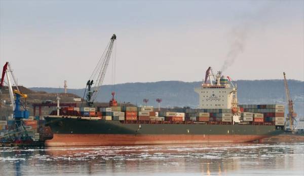 H Eastern Pacific πούλησε πλοίο στην Hapag-Lloyd για $55 εκατ.