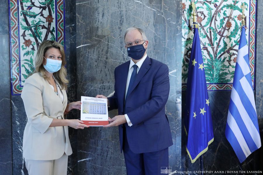 Επ.Κεφαλαιαγοράς: Υπέβαλε στον Πρόεδρο της Βουλής την ετήσια έκθεσή της