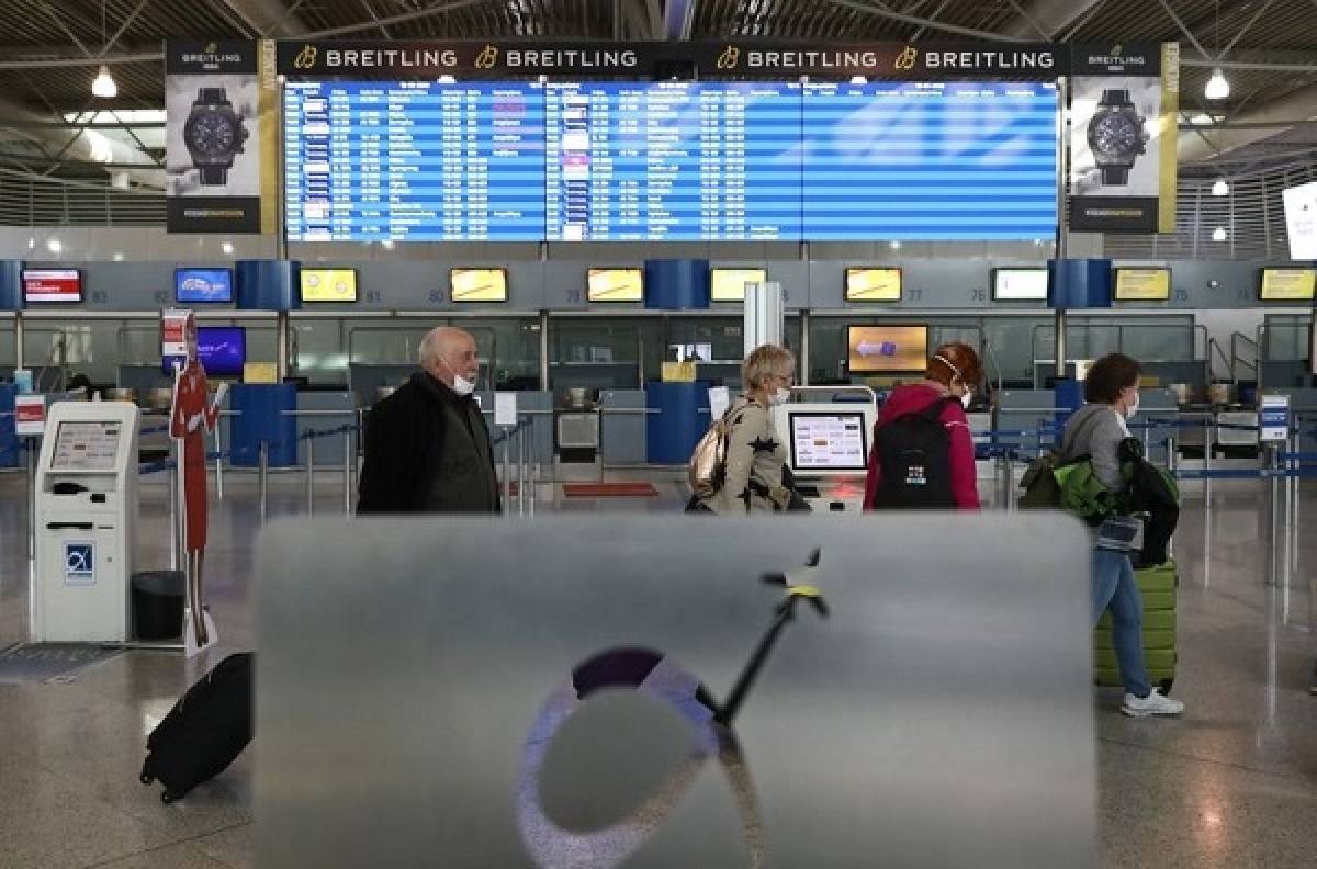 Αεροπορική αγορά:Mικρότερα τέλη για να «μαζευτεί» η ζημιά στο ΑΕΠ