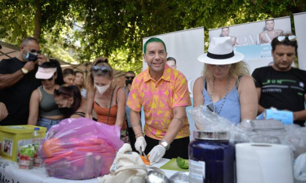Ο Γιώργος Μαζωνάκης μαγειρεύει για τον «Άλλο Άνθρωπο» στη Νίκαια