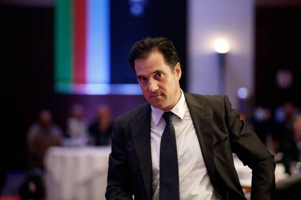 Η επανεργοποίηση γαλλικών τραπεζών στην Ελλάδα στην ατζέντα Γεωργιάδη