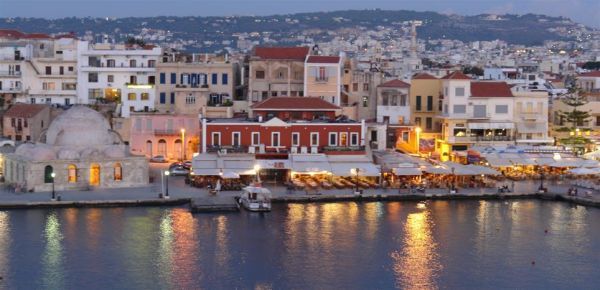 Ξενοδόχοι Χανίων: Ζητούν χρονική επέκταση των πτήσεων για το 2016