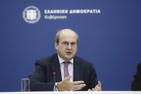 Χατζηδάκης για συντάξεις: Οι αυξήσεις θα είναι πέραν του 7,75%