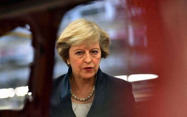 Βρετανία: Κινδυνεύει η Μέι να χάσει την κοινοβουλευτική πλειοψηφία;